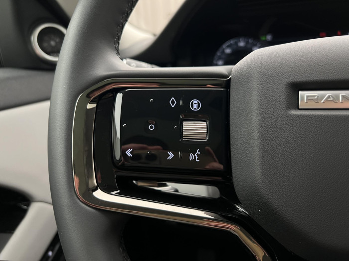 Land Rover Range Rover Evoque P250 DYNAMIC SE AWD AUT CZ 2.0 Dynamic SE