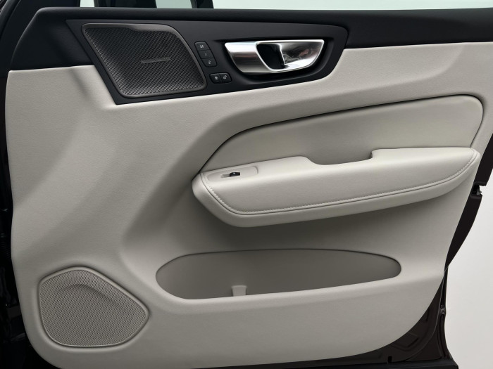 Volvo XC60 T6 AWD AUT RECHARGE DARK PLUS