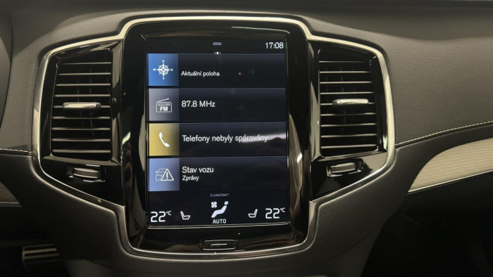 Volvo XC90 T8 AWD R-DESIGN REZERVACE
