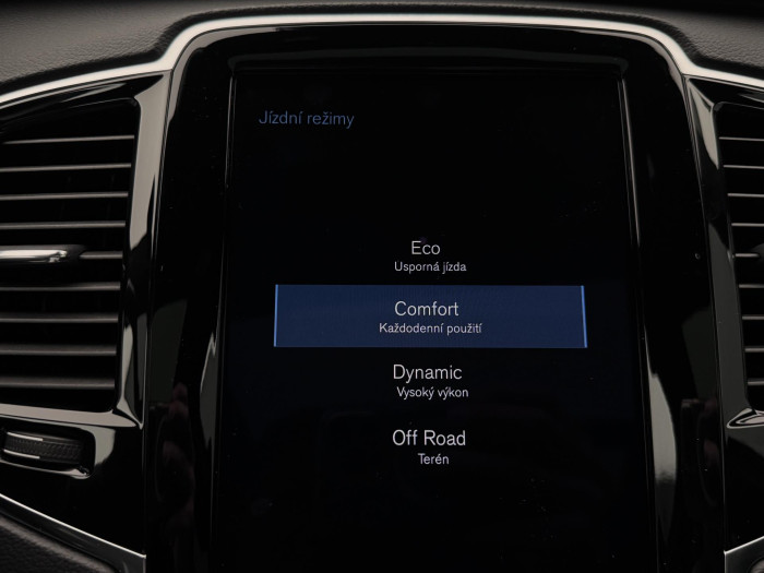 Volvo XC90 B5 AWD R-DESIGN AUT