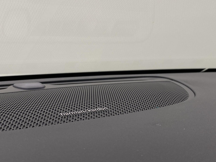 Volvo V60 T8 AWD RECHARGE DARK PLUS CZ