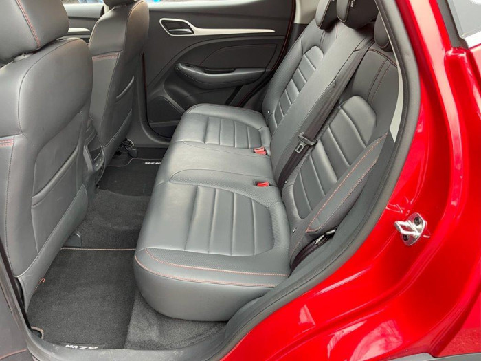 MG ZS EXCLUSIVE 1.0TGI AUT REZERVACE 1.0 Exclusive