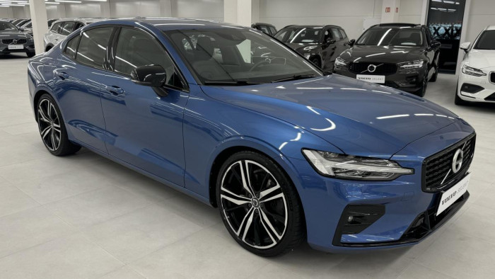 Volvo S60 B5 AWD R-DESIGN AUT 1.maj. CZ