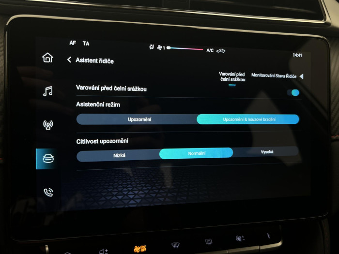 MG ZS 1.5 ESSENTIAL PLUS CZ