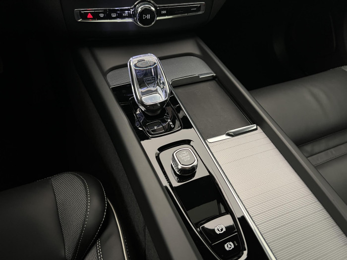 Volvo XC60 B5 AWD BLACK EDITION PLUS AUT