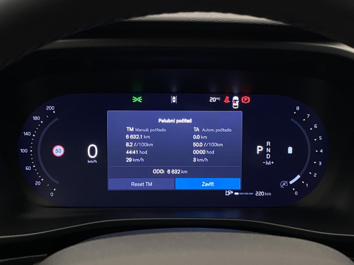 Volvo XC40 B3 DARK PLUS AUT CZ