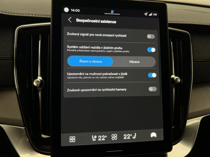 Volvo XC90 T8 AWD RECHARGE DARK ULTRA AUT