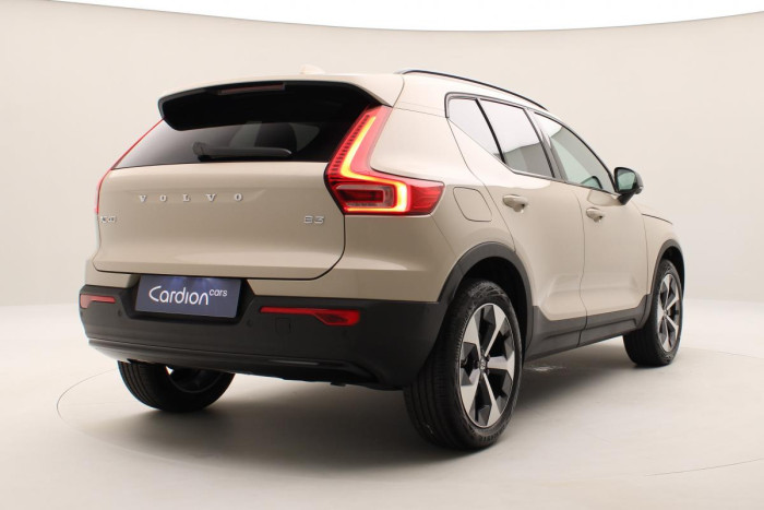 Volvo XC40 B3 AUT DARK ULTRA