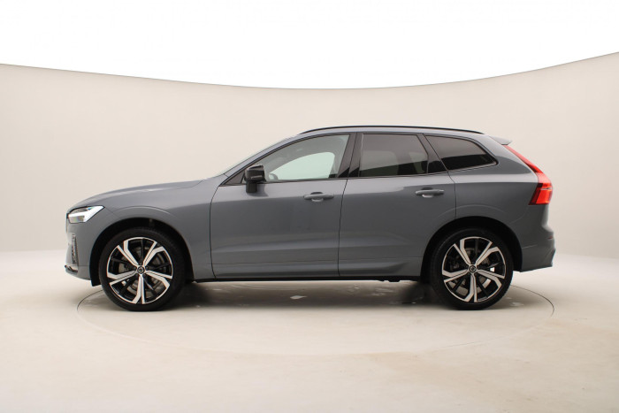 Volvo XC60 B4 AWD PLUS DARK AUT 1.maj