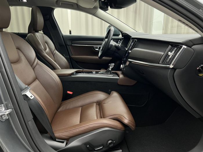 Volvo V90 CC D5 AWD PRO AUT 2.0 d CC CC