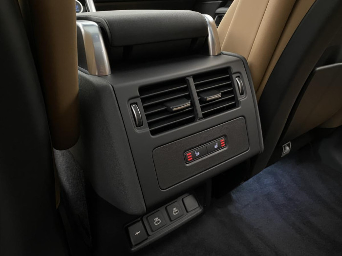 Land Rover Discovery D300 DYNAMIC HSE REZERVACE 3.0 d Dynamic