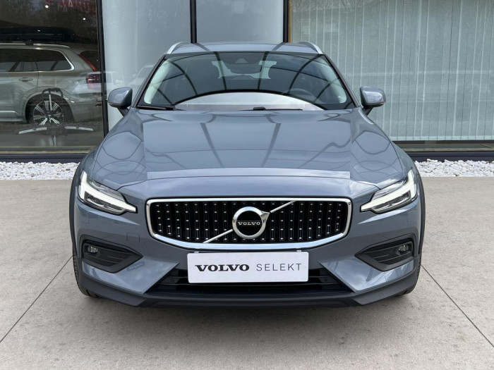 Volvo V60 CROSS COUNTRY B4 AWD Aut 1.maj