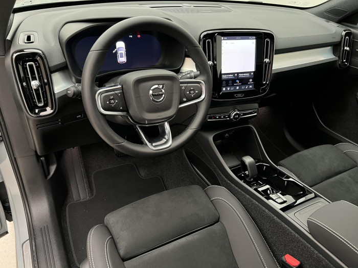 Volvo XC40 B4 BLACK EDITION ULTRA AUT 2.0 Edition