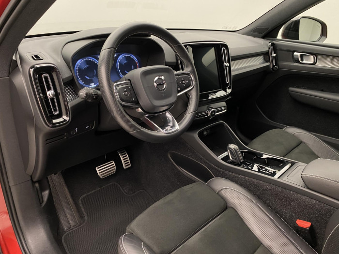 Volvo XC40 T4 AWD R-DESIGN AUT