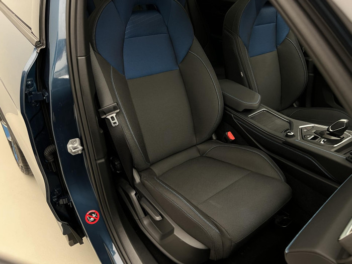 Lynk & Co 01 PHEV DCT AUT 1.maj.