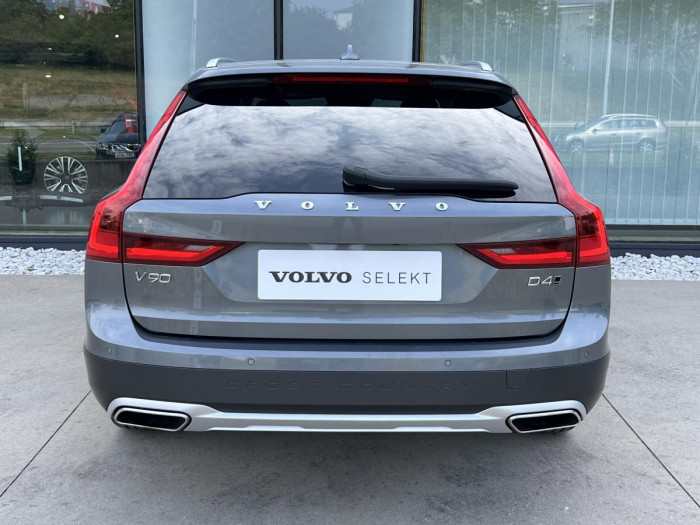 Volvo V90 CROSS COUNTRY D4 AWD Aut 1.maj 2.0 d