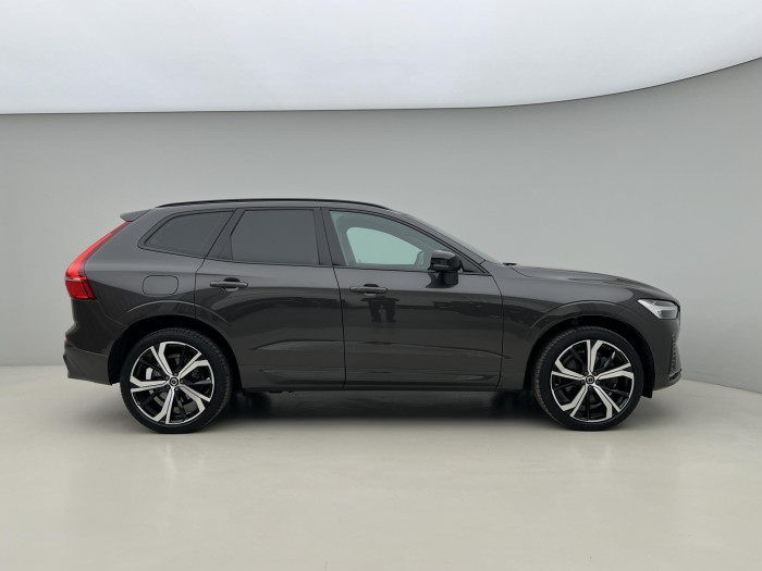 Volvo XC60 B5 AWD R-DESIGN AUT 1.maj.