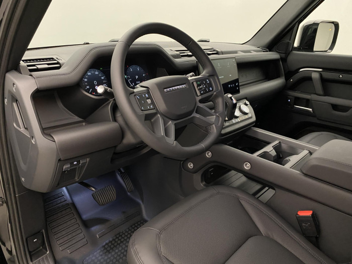 Land Rover Defender 110 D300 X-DYNAMIC SE AWD AUT 3.0 d Dynamic SE