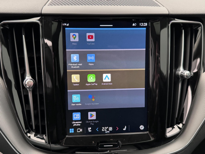 Volvo XC60 T6 AWD RECHARGE PLUS DARK AUT