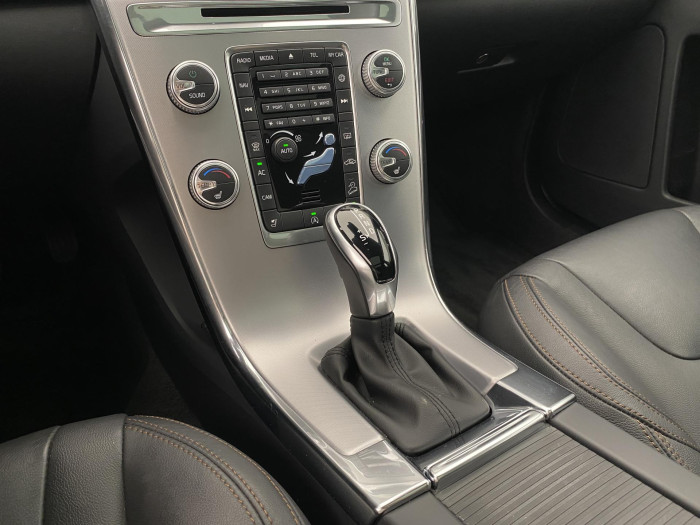 Volvo XC60 D4 AWD INSCRIPTION AUT 2.0 d