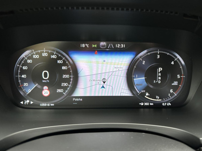 Volvo V90 CROSS COUNTRY D5 AWD REZERVACE 2.0 d