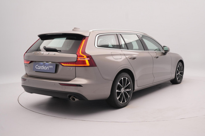 Volvo V60 D3 MOMENTUM PRO AUT 1.maj 2.0 d Momentum
