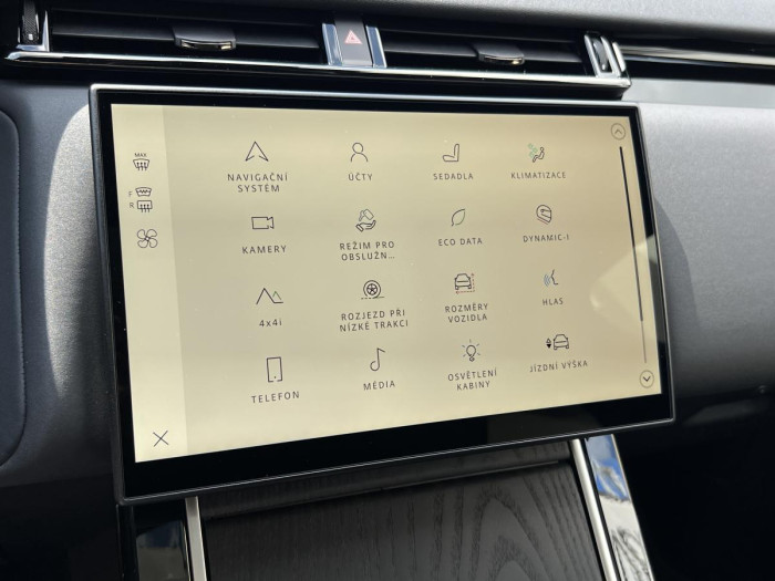 Land Rover Range Rover Velar P250 DYNAMIC SE AWD Aut 2.0 Dynamic SE