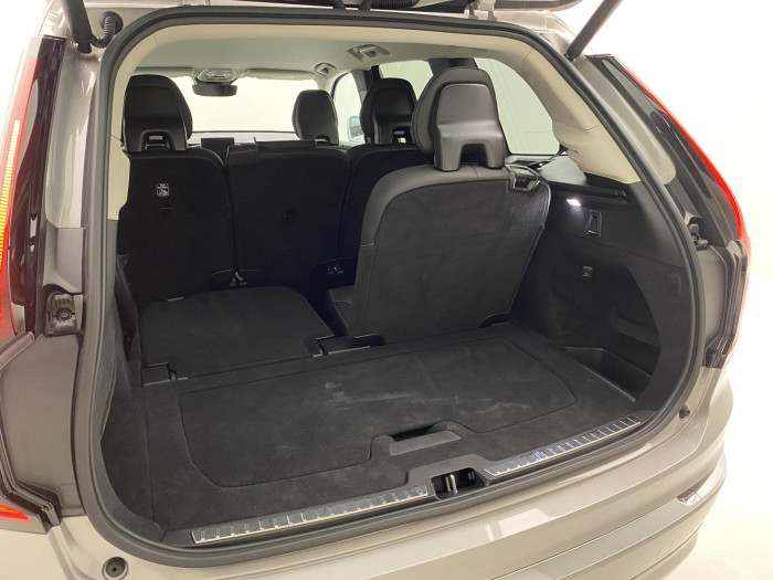 Volvo XC90 B5 AWD PLUS BRIGHT CZ 1.maj 7M