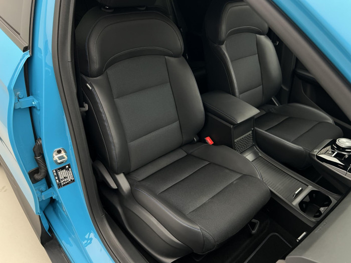 MG MG4 EV EXCLUSIVE 64 kWh CZ 1.maj. Exclusive
