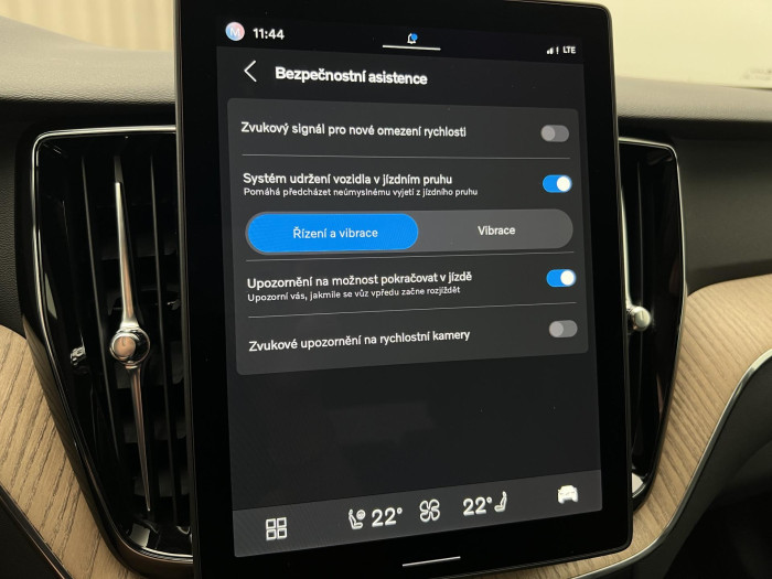 Volvo XC60 T6 AWD RECHARGE DARK PLUS