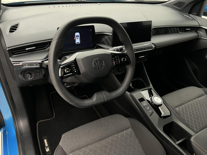 MG MG3 1.5 EMOTION Hybrid+ AUT CZ