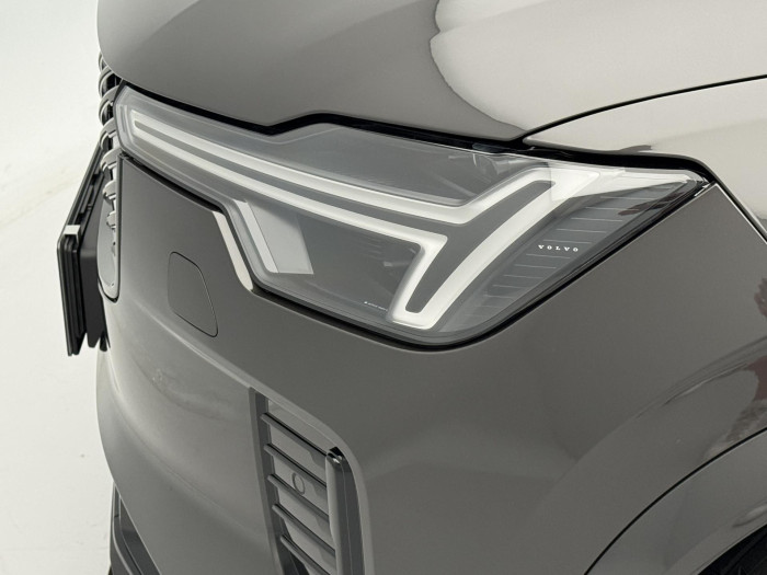 Volvo XC90 T8 AWD RECHARGE DARK ULTRA 7m