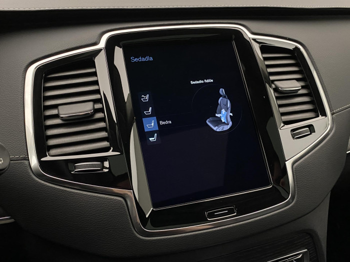 Volvo XC90 B6 AWD INSCRIPTION REZERVACE