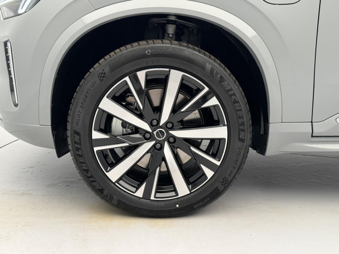 Volvo XC90 T8 AWD AUT RECHARGE CORE 7míst