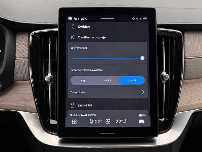 Volvo XC90 T8 AWD RECHARGE BRIGHT PLUS CZ