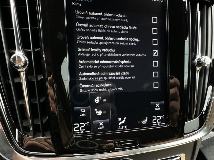 Volvo V90 CROSS COUNTRY D5 AWD REZERVACE 2.0 d