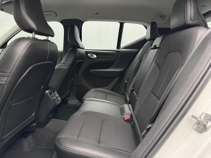 Volvo XC40 T4 AWD MOMENTUM CZ 2.0 Momentum