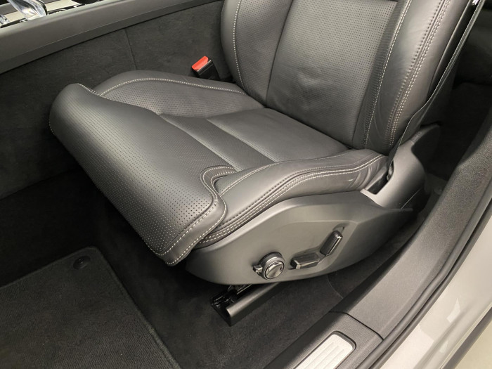 Volvo XC60 B4 AWD INSCRIPTION AUT CZ