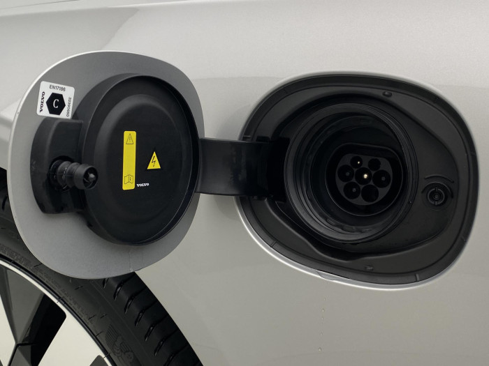 Volvo V90 T6 AWD RECHARGE DARK PLUS