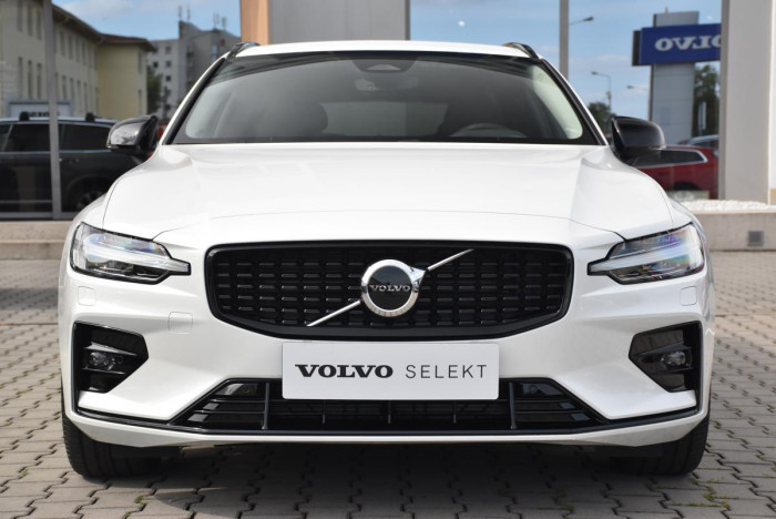 Volvo V60 B4 PLUS DARK AUT 1.maj.