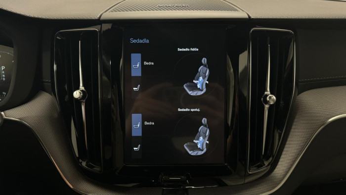 Volvo XC60 D4 INSCRIPTION AUT REZERVACE 2.0 d