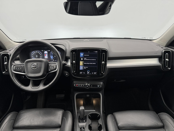 Volvo XC40 D4 AWD MOMENTUM AUT 2.0 d Momentum