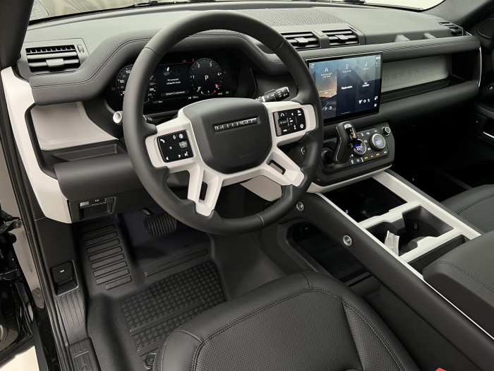 Land Rover Defender 110 D200 S AWD Aut REZERVACE 3.0 d