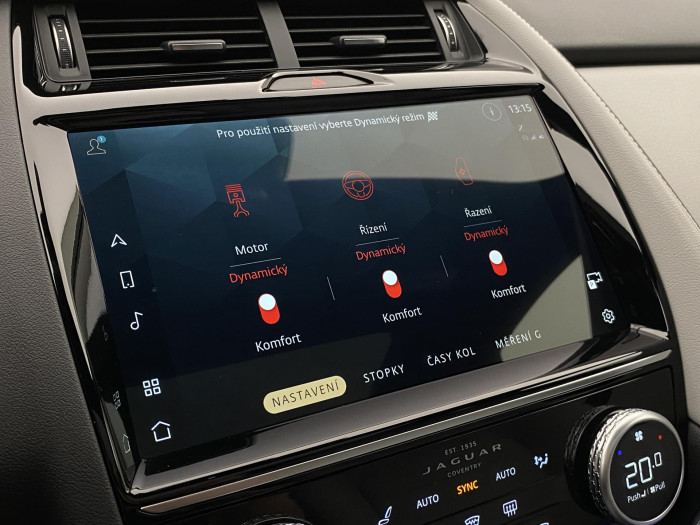 Jaguar E-Pace P250 SE  R-DYNAMIC REZERVACE 2.0 SE Dynamic