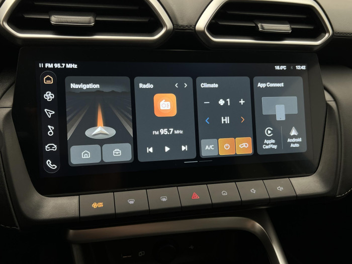 MG ZS 1.5 EXCLUSIVE HYBRID+ AUT CZ 1.5 Exclusive