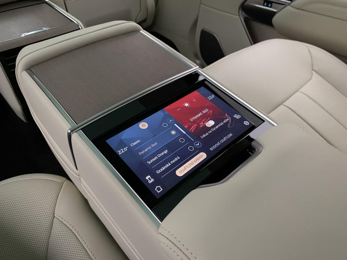 Land Rover Range Rover P530 AUTOBIOGRAPHY REZERVACE