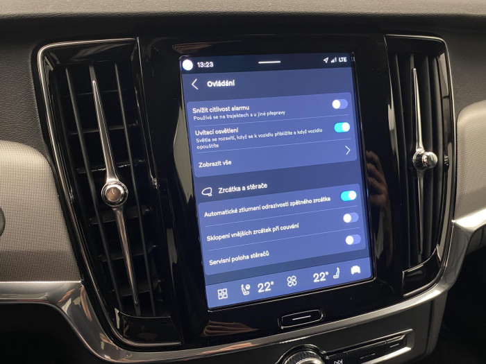 Volvo V90 T6 AWD RECHARGE DARK PLUS