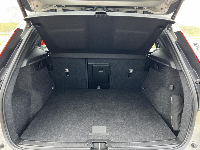 Volvo XC40 B4 MOMENTUM Aut 1.maj. 2.0 Momentum