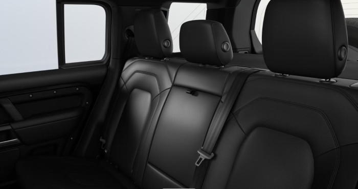 Land Rover Defender 110 D250 X-DYNAMIC SE AWD Aut 3.0 d Dynamic SE