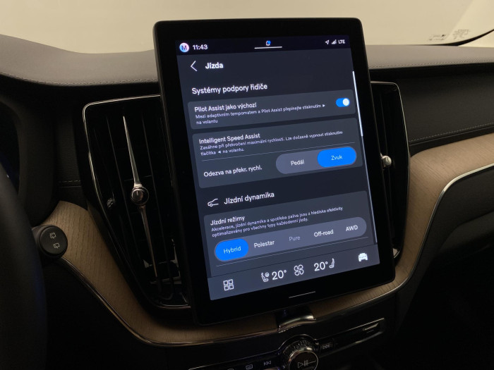 Volvo XC60 T8 AWD BRIGHT ULTRA AUT CZ